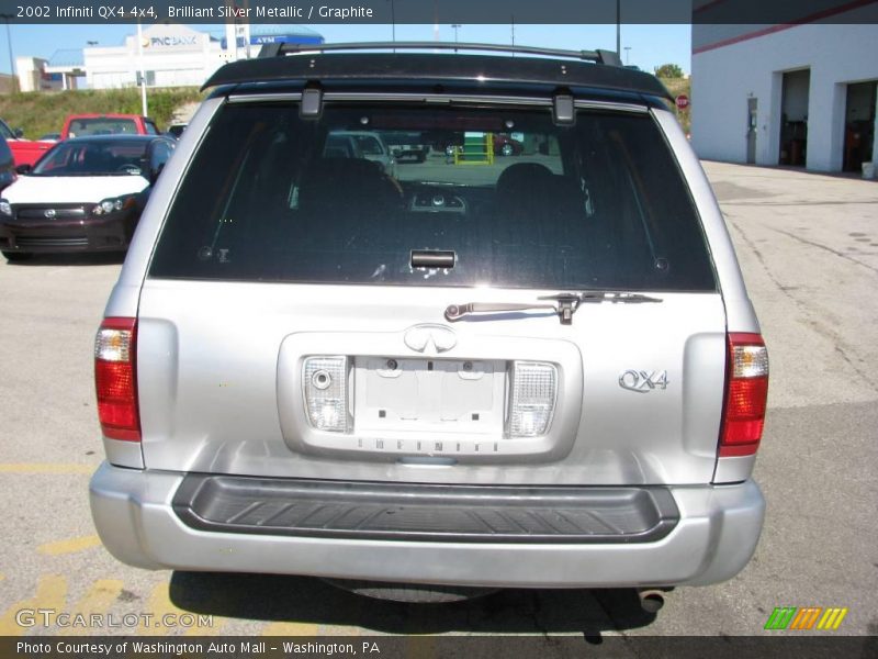 Brilliant Silver Metallic / Graphite 2002 Infiniti QX4 4x4