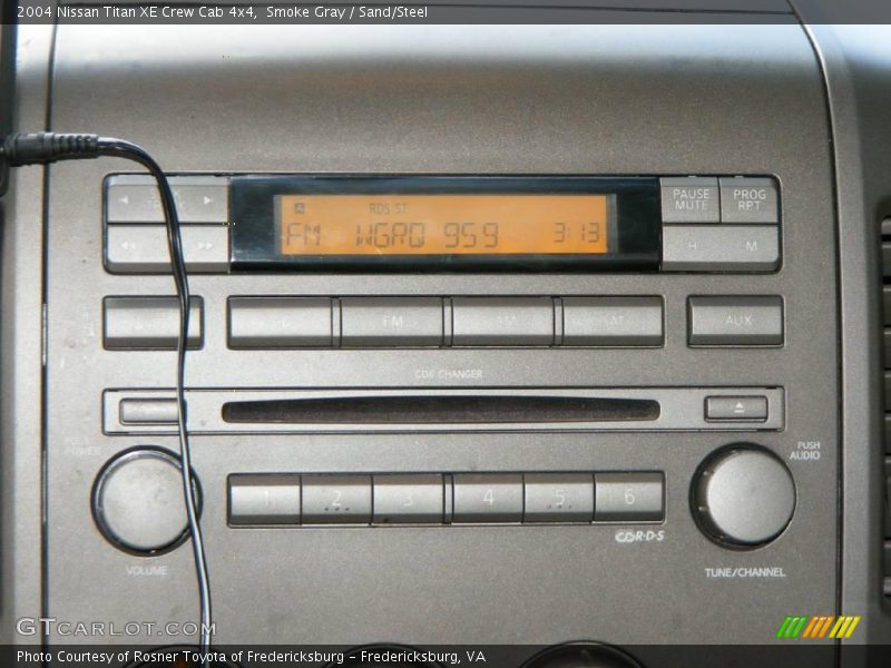 Smoke Gray / Sand/Steel 2004 Nissan Titan XE Crew Cab 4x4