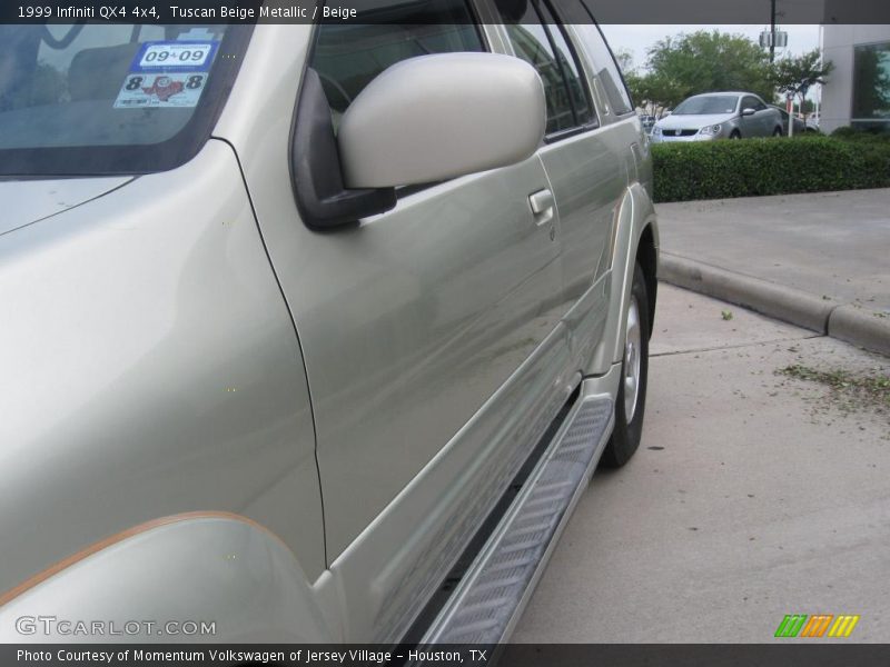 Tuscan Beige Metallic / Beige 1999 Infiniti QX4 4x4