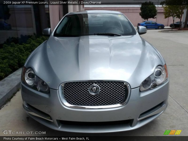 Liquid Silver Metallic / Dove/Charcoal 2009 Jaguar XF Premium Luxury