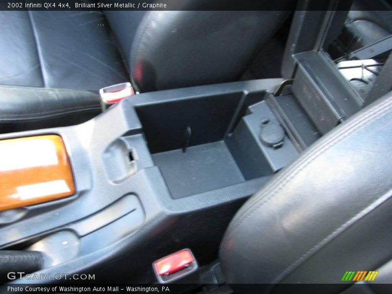Brilliant Silver Metallic / Graphite 2002 Infiniti QX4 4x4