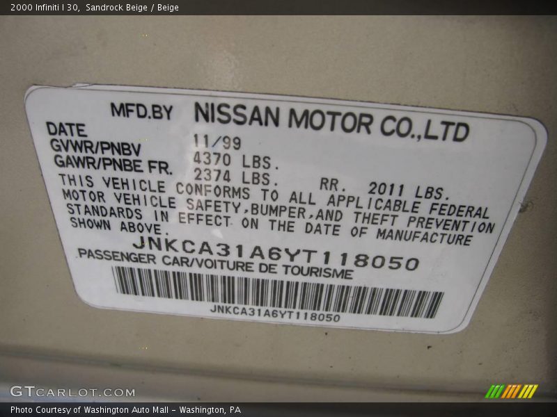 Sandrock Beige / Beige 2000 Infiniti I 30