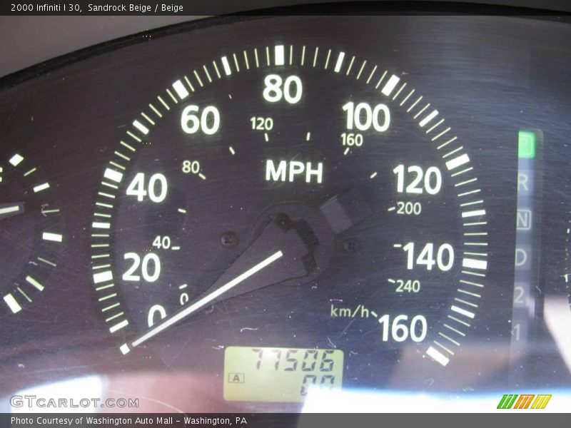 Sandrock Beige / Beige 2000 Infiniti I 30