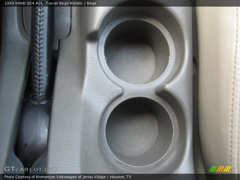 Tuscan Beige Metallic / Beige 1999 Infiniti QX4 4x4
