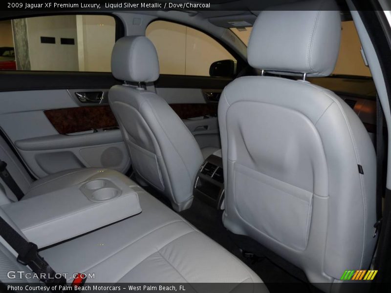 Liquid Silver Metallic / Dove/Charcoal 2009 Jaguar XF Premium Luxury