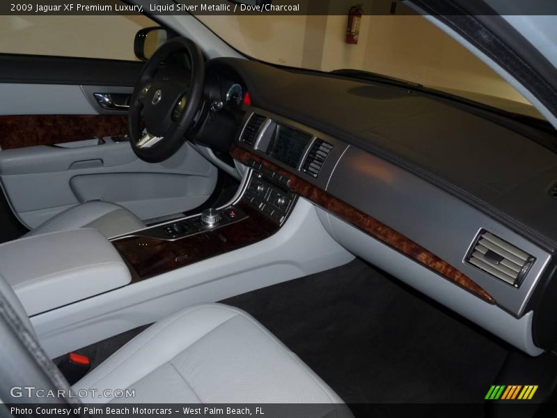 Liquid Silver Metallic / Dove/Charcoal 2009 Jaguar XF Premium Luxury