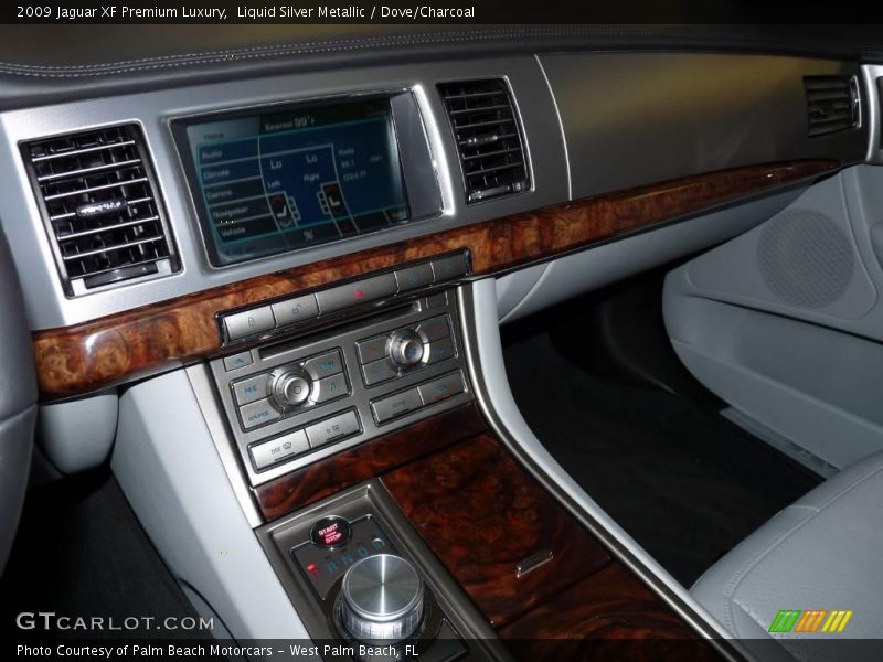 Liquid Silver Metallic / Dove/Charcoal 2009 Jaguar XF Premium Luxury