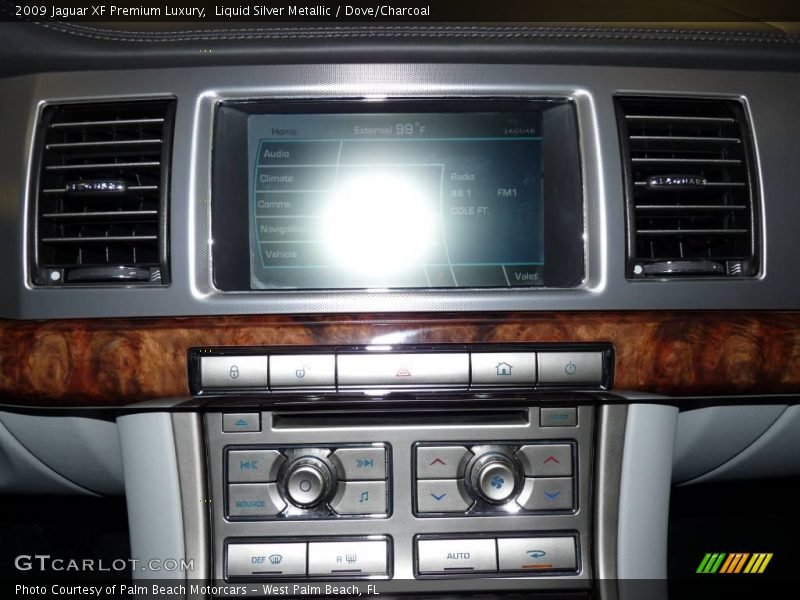 Liquid Silver Metallic / Dove/Charcoal 2009 Jaguar XF Premium Luxury