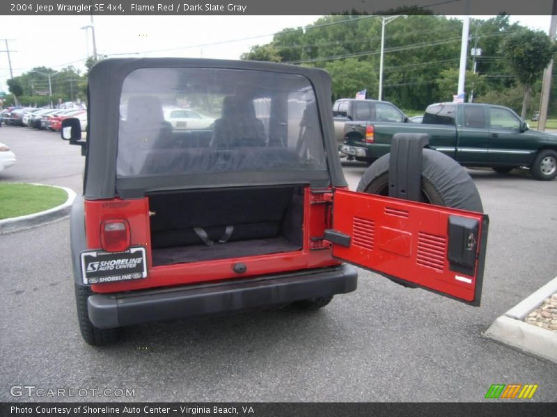 Flame Red / Dark Slate Gray 2004 Jeep Wrangler SE 4x4