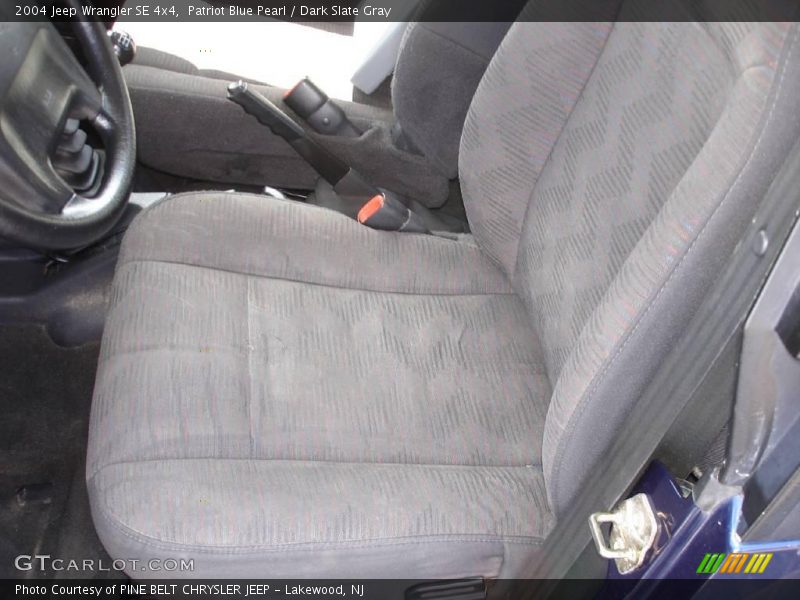 Patriot Blue Pearl / Dark Slate Gray 2004 Jeep Wrangler SE 4x4
