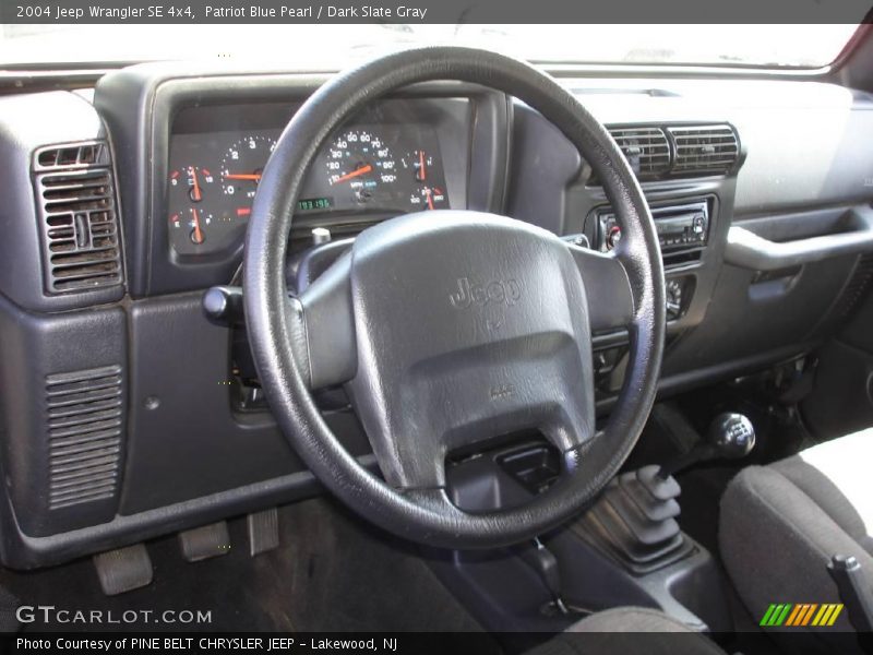 Patriot Blue Pearl / Dark Slate Gray 2004 Jeep Wrangler SE 4x4