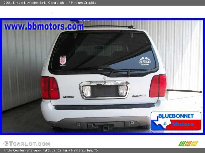 Oxford White / Medium Graphite 2001 Lincoln Navigator 4x4