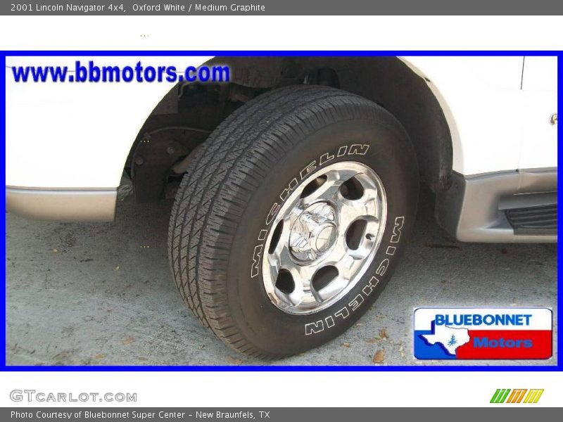 Oxford White / Medium Graphite 2001 Lincoln Navigator 4x4