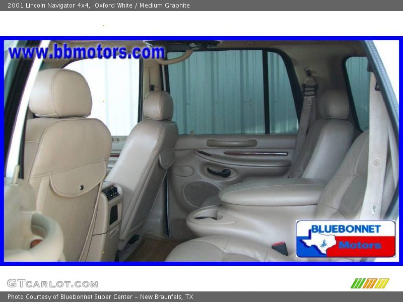 Oxford White / Medium Graphite 2001 Lincoln Navigator 4x4