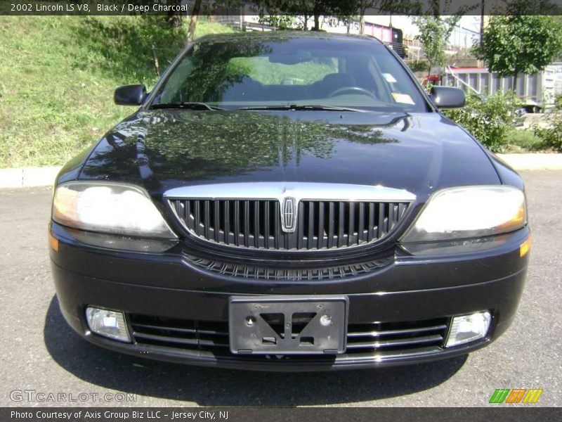 Black / Deep Charcoal 2002 Lincoln LS V8