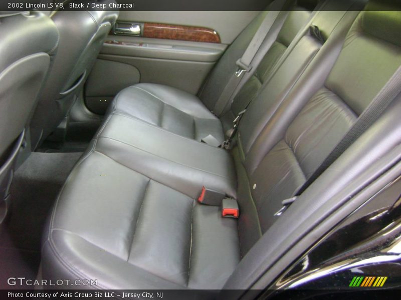 Black / Deep Charcoal 2002 Lincoln LS V8
