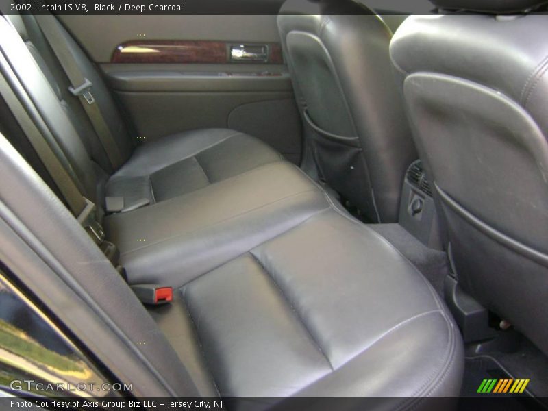 Black / Deep Charcoal 2002 Lincoln LS V8