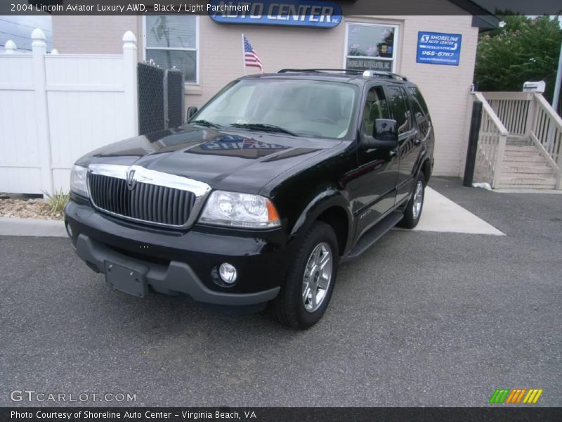 Black / Light Parchment 2004 Lincoln Aviator Luxury AWD