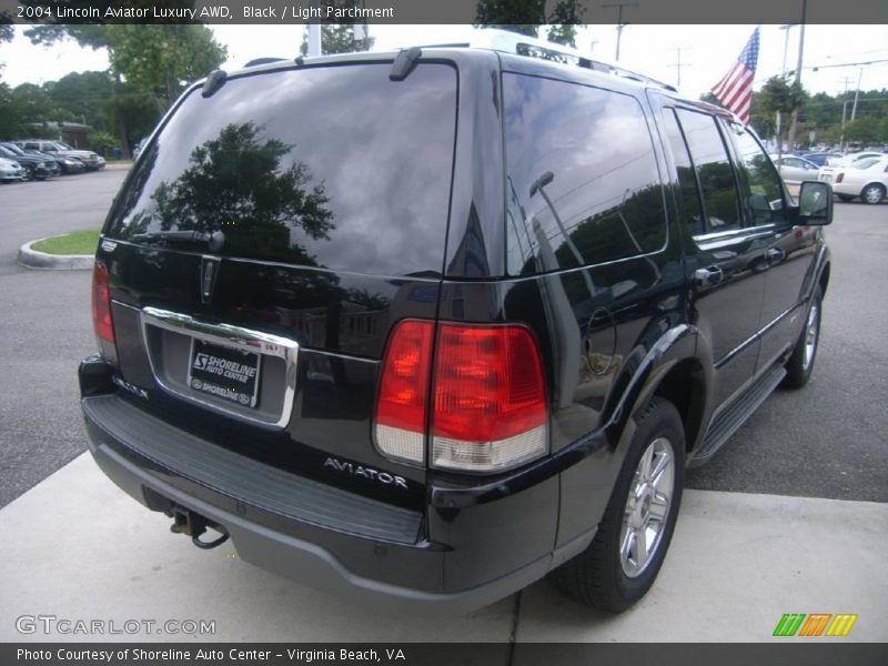 Black / Light Parchment 2004 Lincoln Aviator Luxury AWD