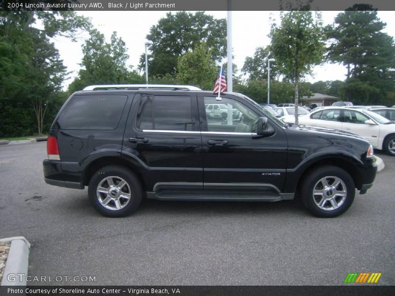 Black / Light Parchment 2004 Lincoln Aviator Luxury AWD
