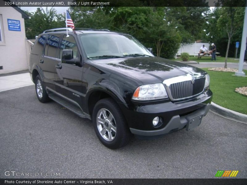 Black / Light Parchment 2004 Lincoln Aviator Luxury AWD