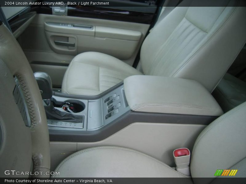 Black / Light Parchment 2004 Lincoln Aviator Luxury AWD