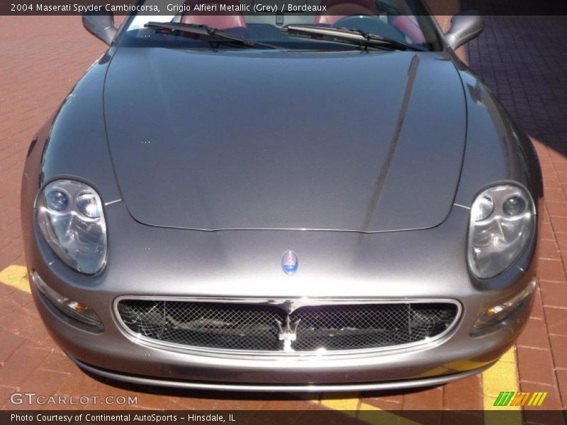 Grigio Alfieri Metallic (Grey) / Bordeaux 2004 Maserati Spyder Cambiocorsa