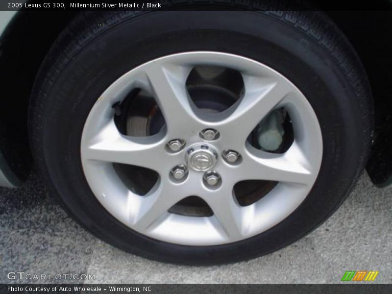 Millennium Silver Metallic / Black 2005 Lexus GS 300