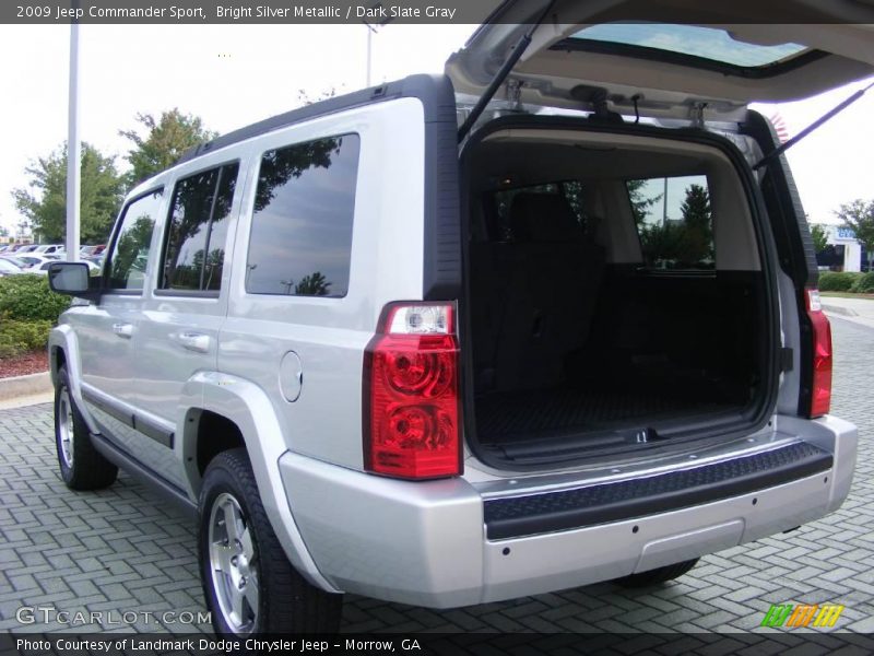 Bright Silver Metallic / Dark Slate Gray 2009 Jeep Commander Sport