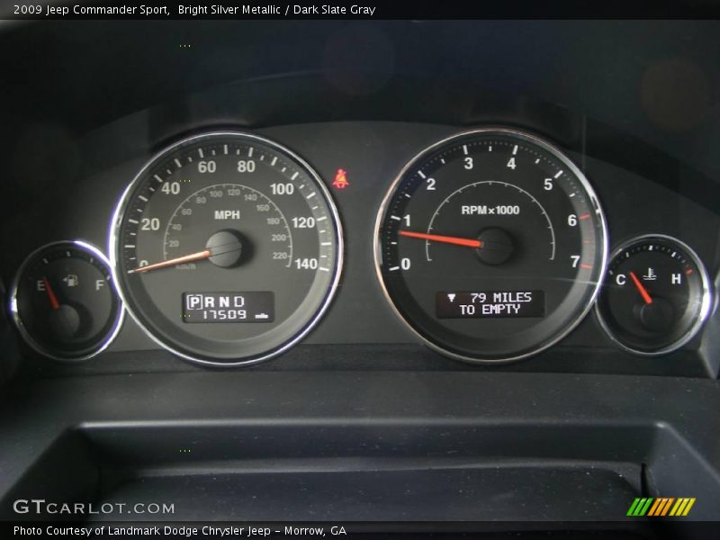Bright Silver Metallic / Dark Slate Gray 2009 Jeep Commander Sport