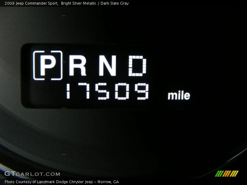 Bright Silver Metallic / Dark Slate Gray 2009 Jeep Commander Sport