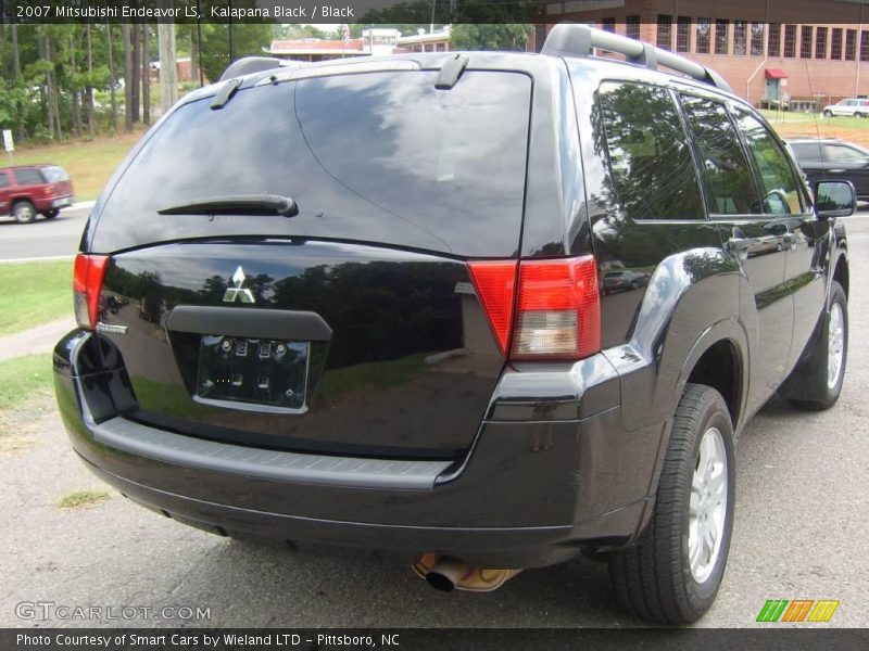 Kalapana Black / Black 2007 Mitsubishi Endeavor LS