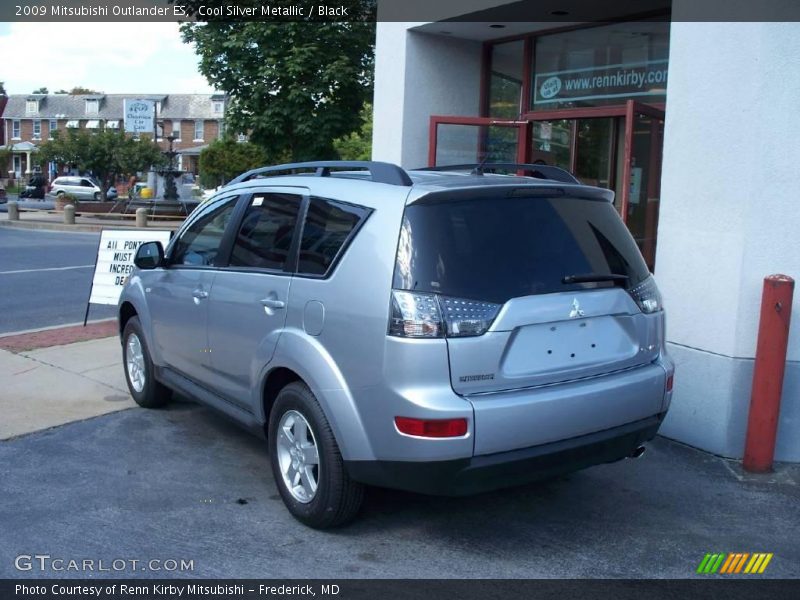 Cool Silver Metallic / Black 2009 Mitsubishi Outlander ES