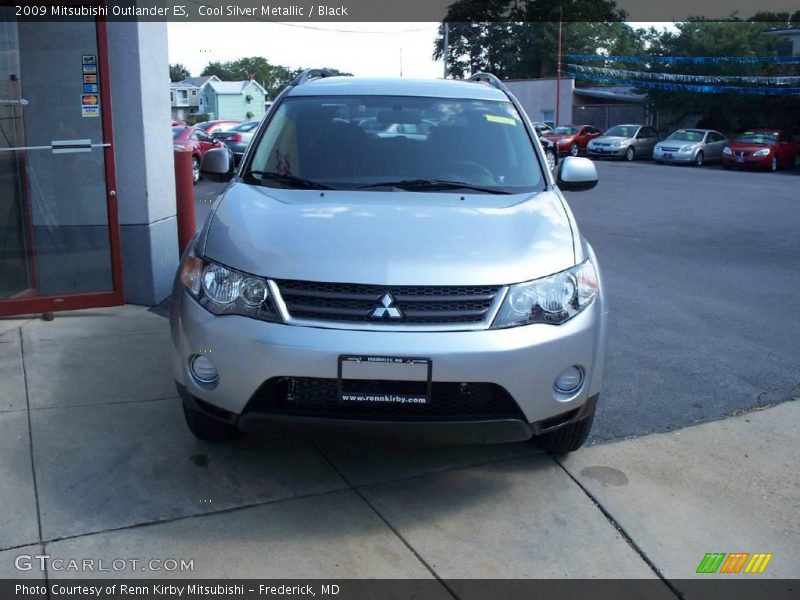 Cool Silver Metallic / Black 2009 Mitsubishi Outlander ES