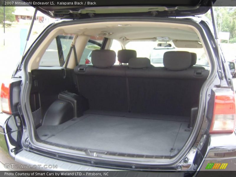 Kalapana Black / Black 2007 Mitsubishi Endeavor LS