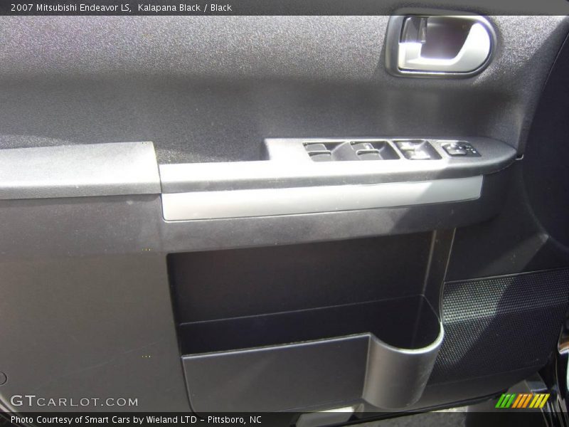 Kalapana Black / Black 2007 Mitsubishi Endeavor LS
