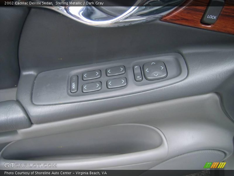 Sterling Metallic / Dark Gray 2002 Cadillac DeVille Sedan
