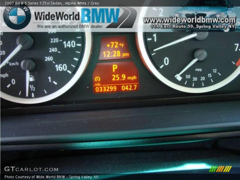 Alpine White / Grey 2007 BMW 5 Series 525xi Sedan