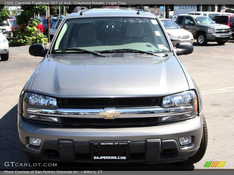 Graystone Metallic / Light Gray 2005 Chevrolet TrailBlazer EXT LS 4x4