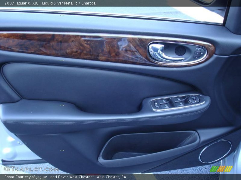 Liquid Silver Metallic / Charcoal 2007 Jaguar XJ XJ8