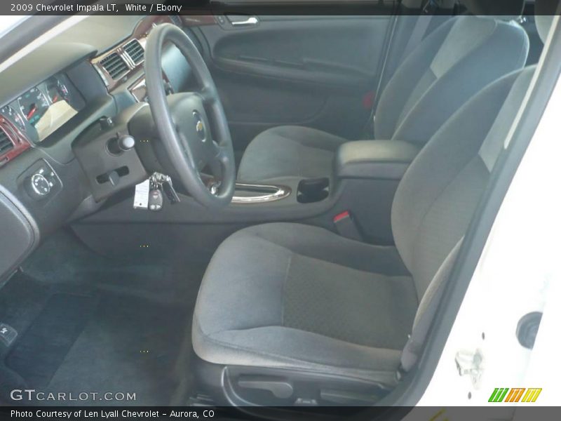 White / Ebony 2009 Chevrolet Impala LT