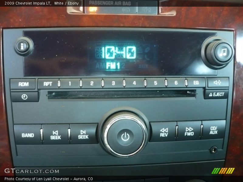 White / Ebony 2009 Chevrolet Impala LT