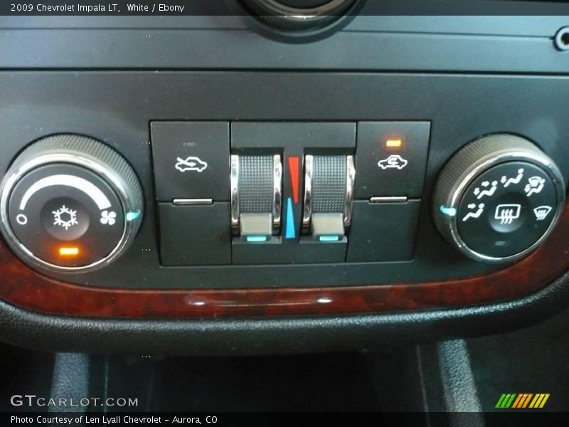 White / Ebony 2009 Chevrolet Impala LT
