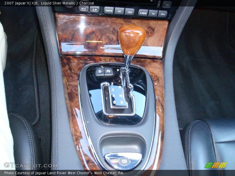 Liquid Silver Metallic / Charcoal 2007 Jaguar XJ XJ8
