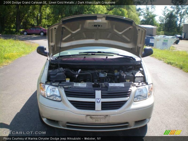 Linen Gold Metallic / Dark Khaki/Light Graystone 2006 Dodge Grand Caravan SE