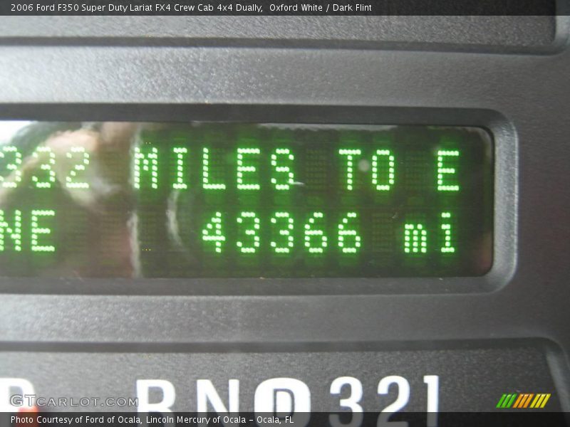 Oxford White / Dark Flint 2006 Ford F350 Super Duty Lariat FX4 Crew Cab 4x4 Dually