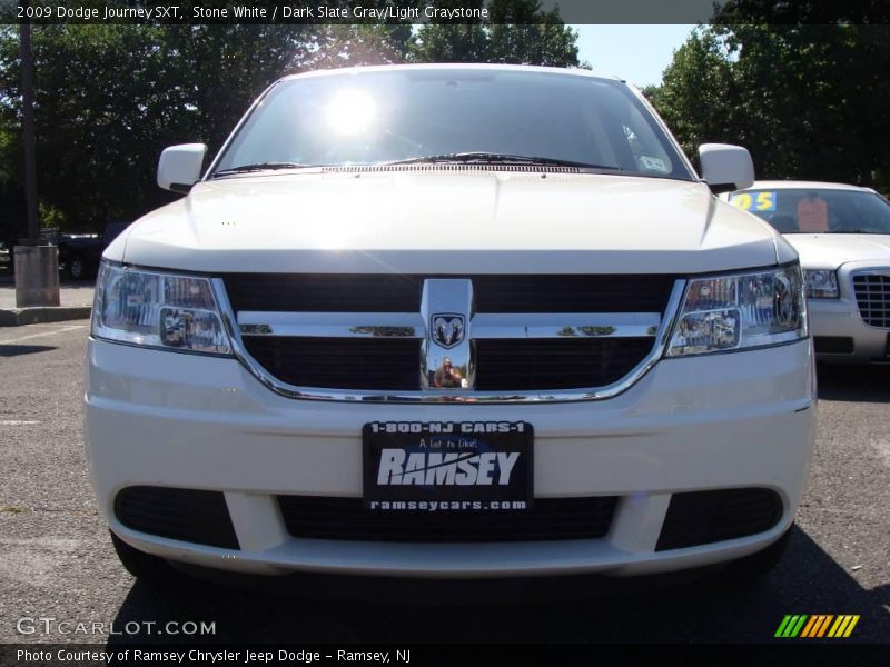 Stone White / Dark Slate Gray/Light Graystone 2009 Dodge Journey SXT