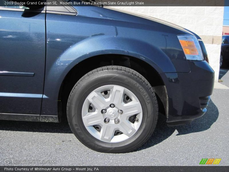 Modern Blue Pearl / Medium Slate Gray/Light Shale 2009 Dodge Grand Caravan SE