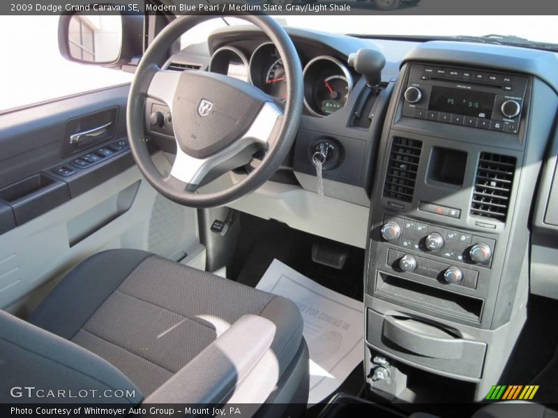 Modern Blue Pearl / Medium Slate Gray/Light Shale 2009 Dodge Grand Caravan SE