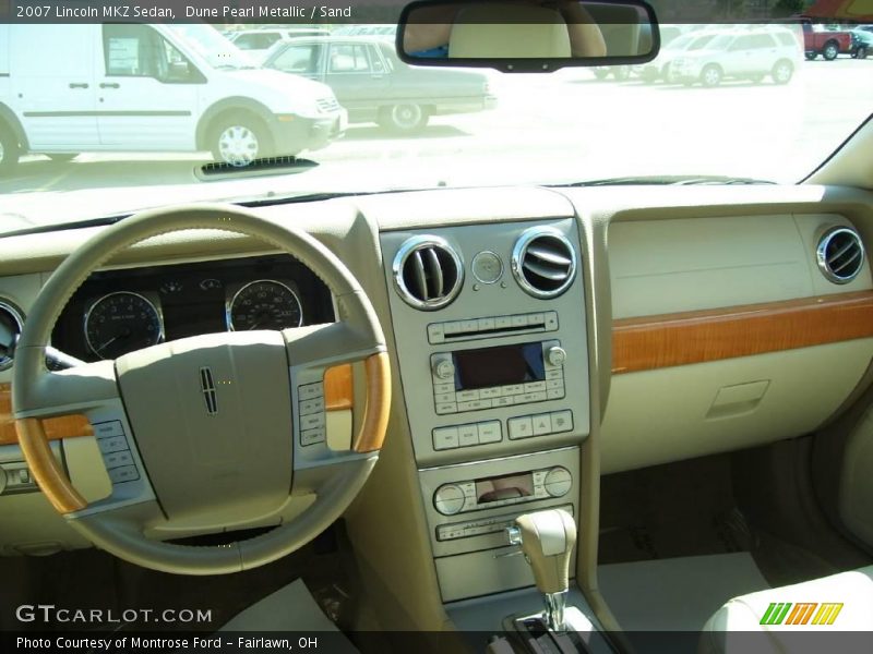 Dune Pearl Metallic / Sand 2007 Lincoln MKZ Sedan